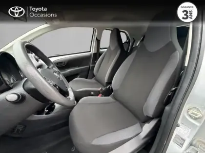 Photo 10 Toyota Aygo  1.0 VVT-i 72ch x-pro 5P MY19