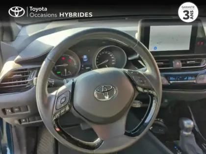 Photo 8 Toyota C-HR  2.0 Hybride 184ch Design Ultimate E-CVT