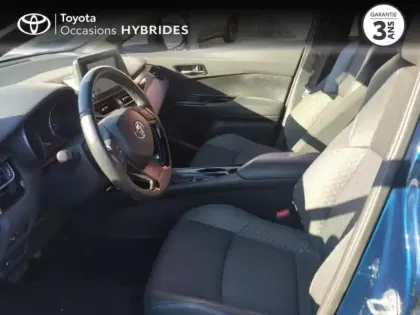 Photo 10 Toyota C-HR  2.0 Hybride 184ch Design Ultimate E-CVT