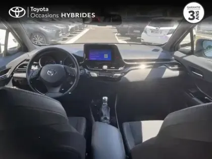 Photo 7 Toyota C-HR  1.8 Hybride 122ch Design Ultimate E-CVT