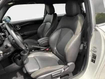 Photo 8 Mini Mini  Cooper S 192ch John Cooper Works BVA7