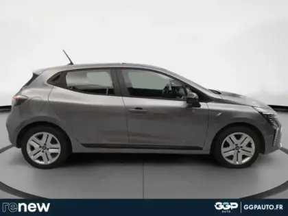 Photo 5 Renault Clio  1.5 dCi 100ch Evolution - 25
