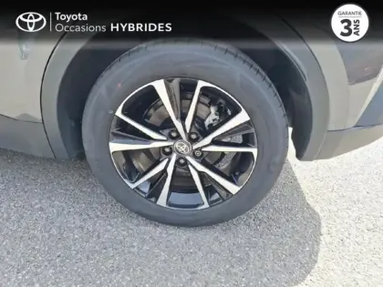 Photo 8 Toyota C-HR  2.0 Hybride 200ch Design MY25