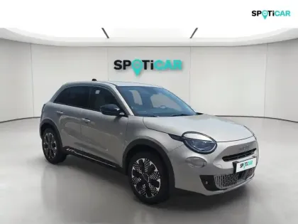 Photo 8 Fiat 600  1.2 Hybrid Turbo 110ch La Prima eDCT6
