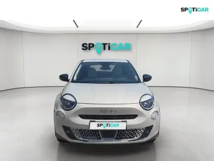 Photo 9 Fiat 600  1.2 Hybrid Turbo 110ch La Prima eDCT6