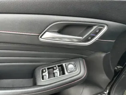 Photo 12 Mg EHS  1.5T GDI 258ch PHEV Luxury