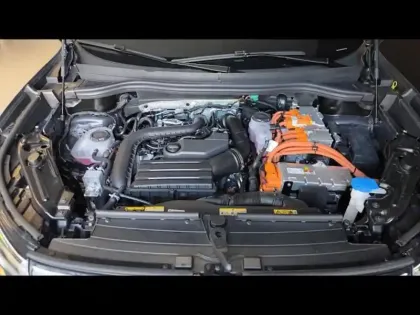Photo 8 Volkswagen Tiguan  1.5 eHybrid 272ch R-Line Exclusive DSG6