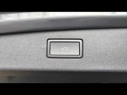 Photo 11 Volkswagen Tiguan  1.5 eHybrid 272ch R-Line Exclusive DSG6