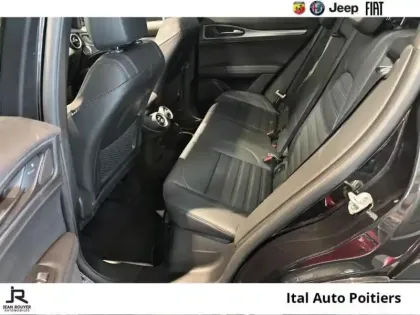 Photo 13 Alfa Romeo Stelvio  2.2 Diesel 160ch Veloce AT8