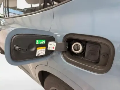 Photo 9 Ford Kuga  2.5 Duratec 180ch Hybrid FlexiFuel BlueCruise Edition Powershift