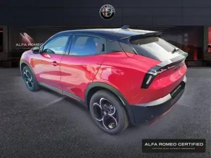 Photo 5 Alfa Romeo Junior  1.2 Ibrida 145ch Speciale e-DCT6