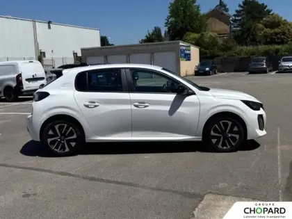 Photo 35 Peugeot 208  Hybrid 100 e-DCS6