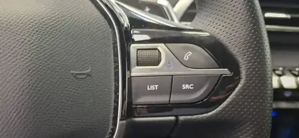 Photo 32 Peugeot 3008  Hybrid4 300 e-EAT8