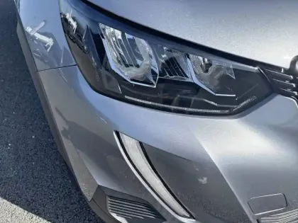 Photo 15 Peugeot 2008  PureTech 100 S&S BVM6