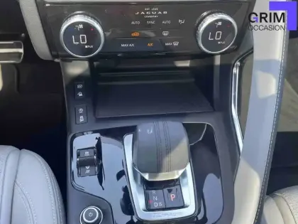Photo 8 Jaguar E-Pace  P300e ch PHEV AWD BVA