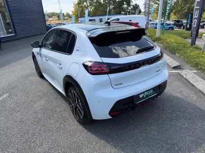 Photo 16 Peugeot 208  Hybrid 145 ch e-DCS6