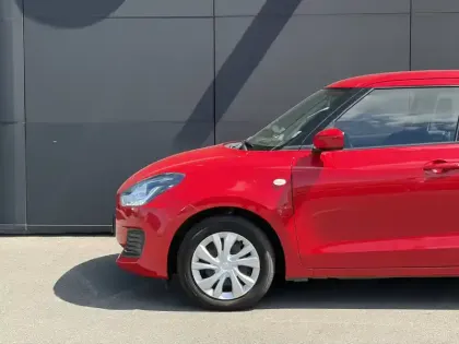 Photo 7 Suzuki Swift  1.2 Dualjet Hybrid