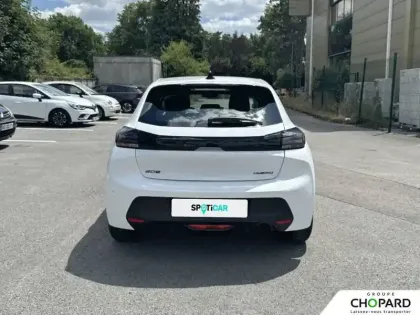 Photo 33 Peugeot 208  Hybrid 100 e-DCS6