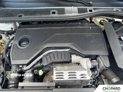 Photo 25 Peugeot 208  Hybrid 100 e-DCS6