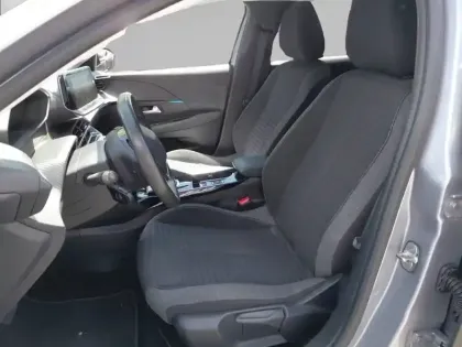 Photo 10 Peugeot 208  Electrique 50 kWh 136ch
