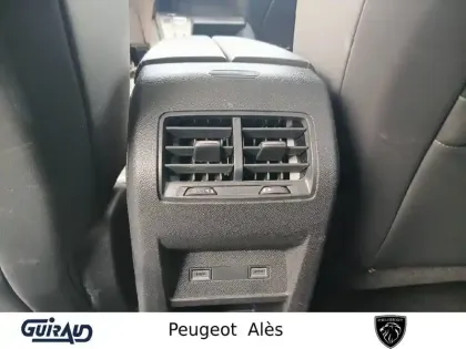 Photo 14 Peugeot 408  PureTech 130 ch S&S EAT8