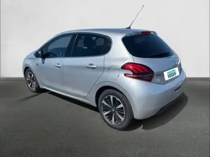 Photo 6 Peugeot 208  PureTech 110ch S&S BVM6