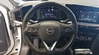Photo 12 Opel Mokka  Electrique 136 ch & Batterie 50 kWh