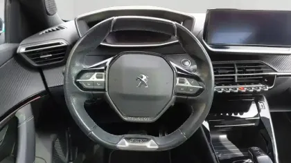 Photo 12 Peugeot 2008  Moteur électrique 136 ch
