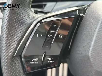 Photo 12 Peugeot 3008  Electrique 210 ch 73 kWh