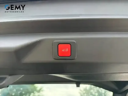 Photo 11 Peugeot 3008  Electrique 210 ch 73 kWh