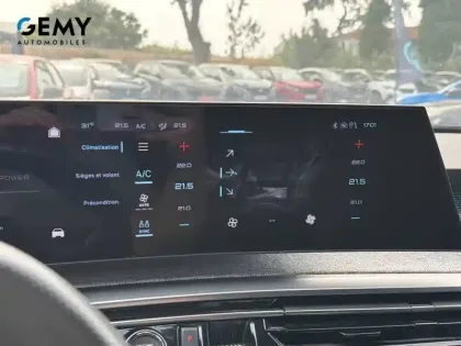Photo 14 Peugeot 3008  Electrique 210 ch 73 kWh