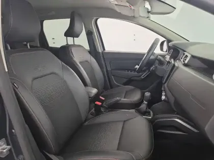 Photo 25 Dacia Duster  TCe 150 4x2 EDC