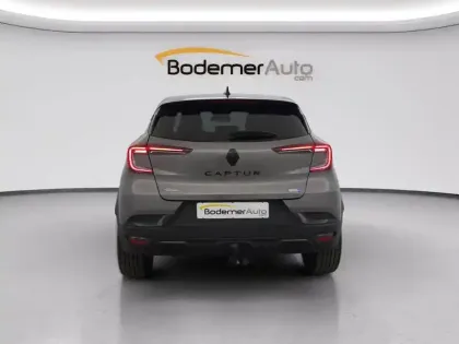 Photo 12 Renault Captur  E-Tech 145
