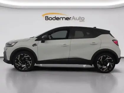 Photo 31 Renault Captur  E-Tech full hybrid 145 ch
