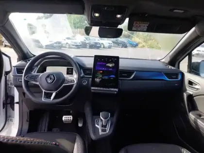 Photo 28 Renault Captur  E-Tech full hybrid 145 ch