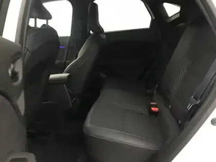 Photo 14 Renault Captur  E-Tech full hybrid 145 ch