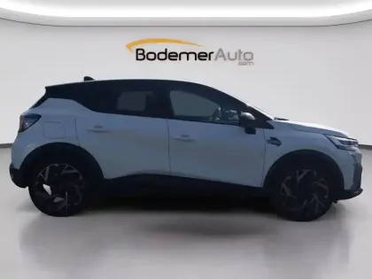 Photo 20 Renault Captur  E-Tech full hybrid 145 ch