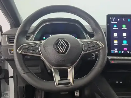 Photo 51 Renault Captur  E-Tech full hybrid 145 ch