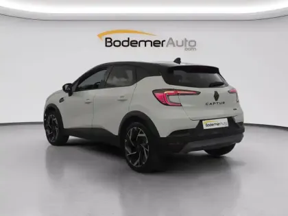 Photo 32 Renault Captur  E-Tech full hybrid 145 ch