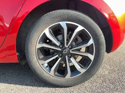 Photo 24 Renault Clio  E-Tech full hybrid 145