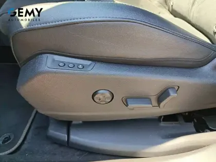 Photo 14 DS DS 7 DS7 Crossback Hybride E-Tense 225 EAT8