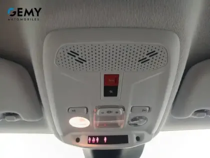 Photo 15 Peugeot 208  Electrique 50 kWh 136ch