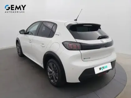 Photo 6 Peugeot 208  Electrique 50 kWh 136ch