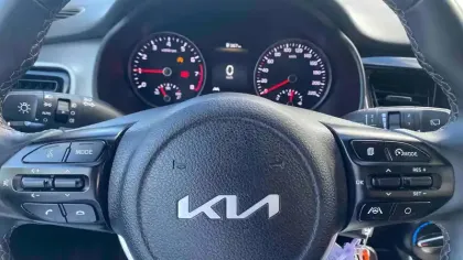 Photo 24 Kia Stonic  1.0 T-GDi 100 ch BVM6