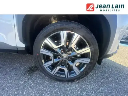 Photo 26 Toyota Yaris  Cross Hybride 130h AWD-i