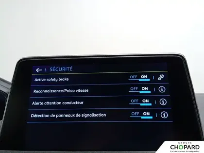 Photo 14 Peugeot 3008  Hybrid 225 e-EAT8