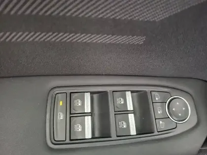 Photo 47 Renault Symbioz  E-Tech full hybrid 145