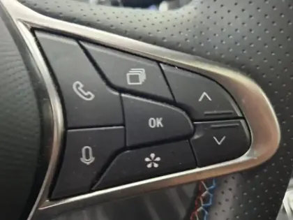 Photo 51 Renault Symbioz  E-Tech full hybrid 145