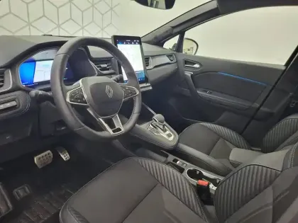 Photo 45 Renault Symbioz  E-Tech full hybrid 145