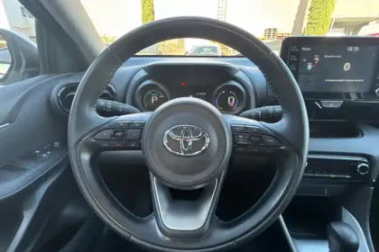 Photo 16 Toyota Yaris  Hybride 116h